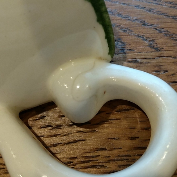 Vintage Ivy Teacup Wall Pocket - Picture 8 of 11